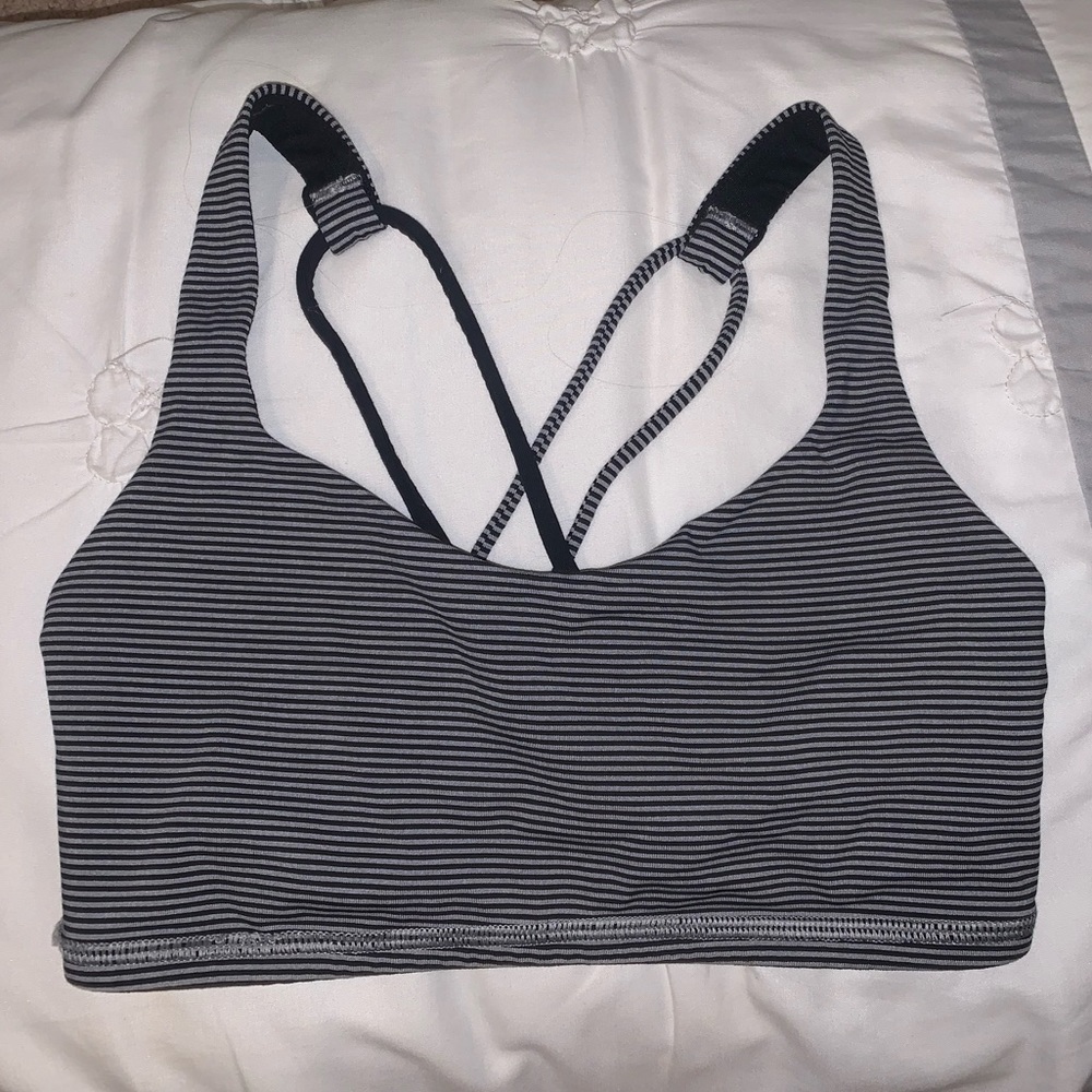 Lululemon Free To Be bra